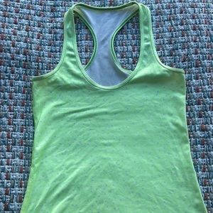 never worn lululemon tank